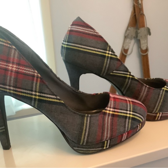 90s plaid high heel pumps - Picture 5 of 7